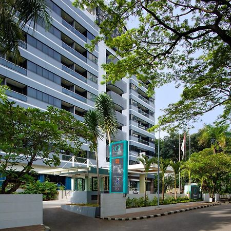 Oakwood Suites Kuningan Джакарта Экстерьер фото