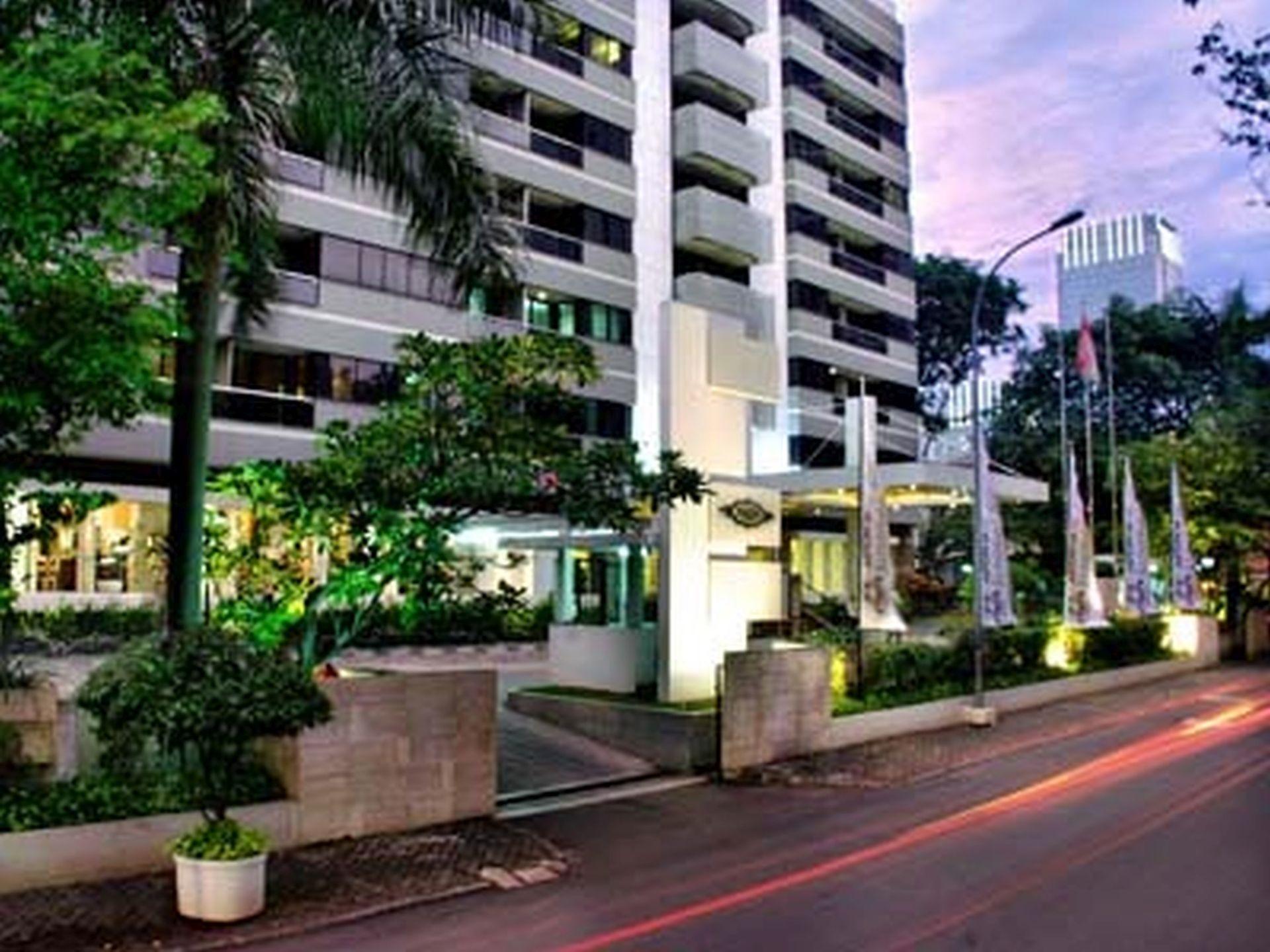 Oakwood Suites Kuningan Джакарта Экстерьер фото