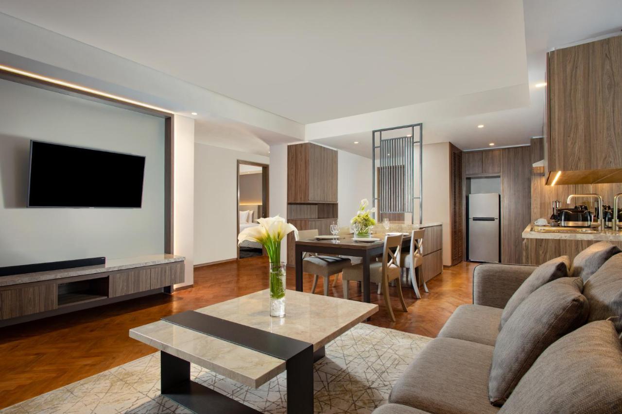 Oakwood Suites Kuningan Джакарта Экстерьер фото