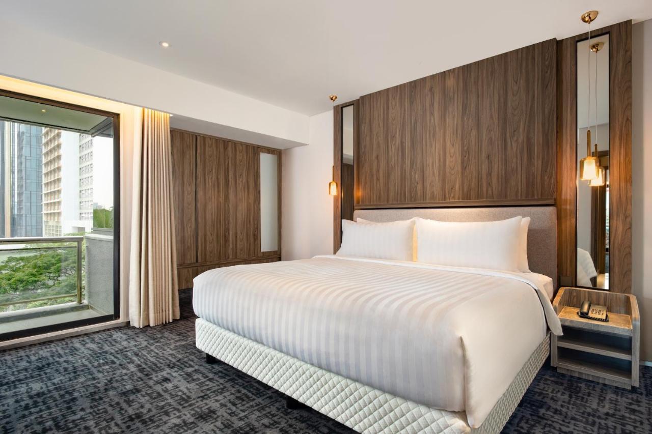 Oakwood Suites Kuningan Джакарта Экстерьер фото