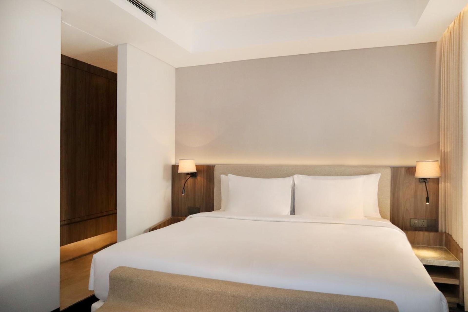 Oakwood Suites Kuningan Джакарта Экстерьер фото